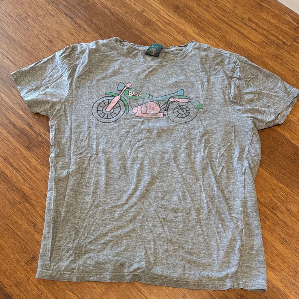 Casual Gray Motorcycle Graphic Tee